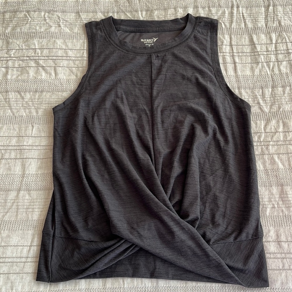 Woman’s Old Navy Twist Front Active Tank, dark gray, size XS